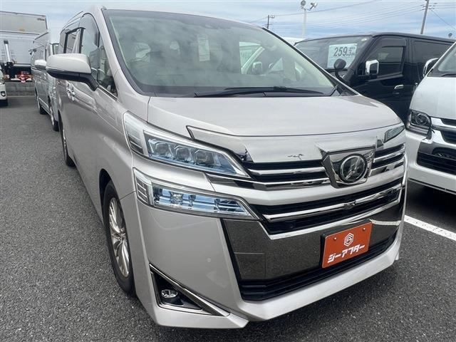 トヨタ ヴェルファイア 
