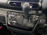 オートエアコンで快適な車内温度を演出してくれます!
