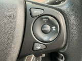 アクセルから足を離しても設定したスピードを保ち走行し、高速道路での疲労軽減に役立つクルーズコントロール付きです!