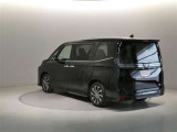 ご覧の車両以外にも多数のU-Carを展示販売しております。