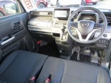 運転しながら、周囲がよく見えるおすすめのクルマです。フロントピラーを細くして前方視界を拡大し、右左折時の歩行者や交通状況に対する視認性を向上させています。