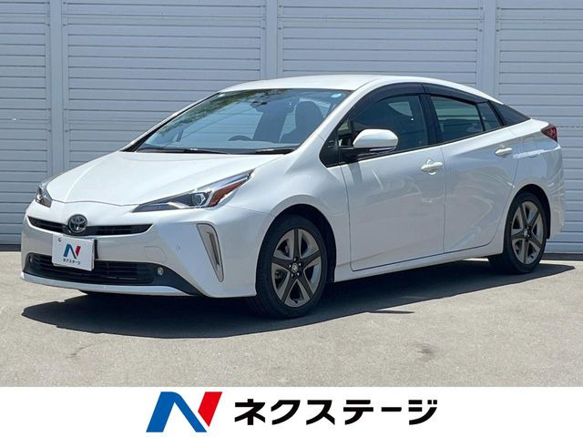 トヨタ プリウス 