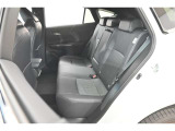 中古車をキレイで気持ちよくお乗りいただけるよう、エンジンルームからシートを外した洗浄まで、目に見えない部分も徹底的に洗浄しています!