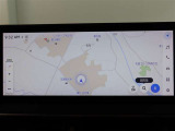 スタイリッシュなデザインのインパネ。各操作スイッチは使いやすい位置に配置されてます。