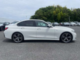 常時100台以上のBMW/MINIを展示!大型展示場でお気に入りの車両を見つけてください♪