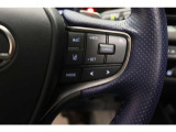 【レーンアシスト】車線逸脱を警告するレーンキーピングアシスト機能付き。【車間距離切り替えスイッチ】クルーズコントロール作動時の車間距離を変更できます。スイッチを押すごとに長い&rarr;中間&rarr;短いと変動します。