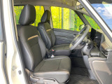 運転席シート廻りは使用感も少なく、良好な状態となっています。前オーナー様が丁寧に使っていたことがよくわかりますね。