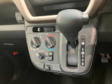 クルマの状態と評価点数を開示し、図解で表示いたしております。車両状態検査書はこちらの車両ページで閲覧できます。(※一部評価書が未設置の車両がある場合がございます)