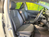 運転席シート廻りは使用感も少なく、良好な状態となっています。前オーナー様が丁寧に使っていたことがよくわかりますね。