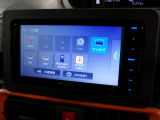 CD、DVD、Bluetooth、AM、FM、AUX、スマートフォン接続ができます。