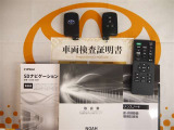 スマートキー&後席モニター用リモコン付。取扱説明書とメンテナンスノートもあります☆品質評価シート付いてます!!