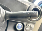 【オートライト】周りの明るさに応じて自動でヘッドライトの点灯・消灯ができる機能です!ライトの付け忘れ・消し忘れなどが無くなり、雨の日や夕方の走行も安心!トンネル通過時も便利ですね♪