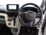 運転席廻りです。