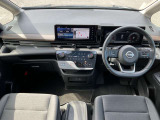運転席周りの装備がご覧いただけます。展示場では実際にシートに座って確認していただけます。