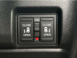 乗り降り便利な両側電動スライドドア!運転席やリモコンキーのスイッチから開閉操作が可能です。