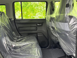 運転席側後部座席