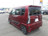 しっかり、法定点検または、車検整備を行います。オイル交換、オイルエレメントや消耗品のチェック、必要であれば交換して納車いたします。その際の整備記録は納車時にお渡しいたします!