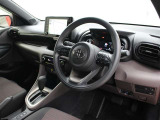 運転席廻りです。