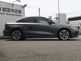ご納車前に100項目に及ぶ点検整備プラス、全国正規ディーラー対応の1年間・走行距離無制限の認定中古車保証付き! ※一部該当しない車両もございます