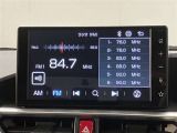 いまや必須装備「ナビゲーション」搭載!知らない場所にスイスイッとドライブ。もう、これなしではハンドルを握れませんね!でも運転中の操作は危険ですのでご注意ですね☆