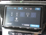 ナビゲーションはトヨタ純正9インチSDナビ(NSZT-Y66T)を装着しております。AM、FM、CD、DVD再生、Bluetooth、音楽録音再生、フルセグTVがご使用いただけます。
