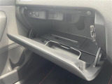 店舗にて現車の確認もいただけますので、お電話で在庫のご確認の上是非ご来店くださいませ。