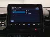 ドライブの必需品。見やすい・使いやすいHonda純正のメモリーナビを搭載。Bluetooth機能もついているのでお持ちのスマートフォンと連携させて、さらに便利に利用が可能です。