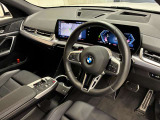 ☆センターパネルを運転席側に僅かに傾けたBMW独特のインパネ☆【駆け抜ける歓び】はここからもスタートしております☆