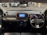 その他にも各種保険、お車の買取(T-UP)、JAF、TSカード、携帯電話などの取扱いをしております。詳しくはスタッフにお尋ねください。