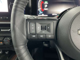 【ステアリングスイッチ】運転中に前方から目線をそらすことなくオーディオ等の操作が可能な便利機能!安心&快適なドライブを演出してくれます。