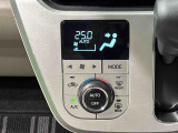 車内空調は&rdquo;AUTOエアコン&rdquo;にお任せ。運転に集中出来ますよ!