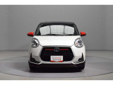 当店は全車『ロングラン保証』付!(1年間、距離無制限 HV車はHV保証付) 別途延長保証もご用意しております♪ ぜひ現車を確認にご来店ください