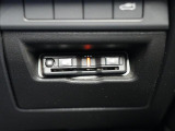 ETC車載器搭載です。スマートICも増えてきており、必須装備といって良い便利装備です。