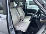 お引渡し前に点検整備を行います!ご購入後も中古車保証付きです!新車時メーカー保証期間が残っている場合は保証継承も行います!※ダイハツ車12ヶ月保証、他メーカー車6ヶ月保証となります。
