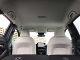 天井も綺麗です☆私は中古車を見るときに天井を良く見るようにしています☆ここが綺麗な車は車内が綺麗なことが多いです☆