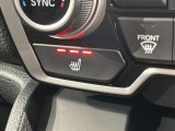 シートヒーターが付いています!寒い日に便利な装備ですね。