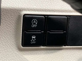 アイドリングストップ機能がついているので、停車時にエンジンを止めて燃料消費を抑えます。環境にもお財布に優しいですね♪