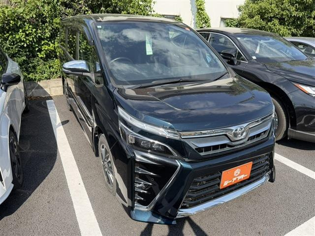 トヨタ ヴォクシー 