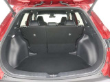 バックカメラが付いているので後方確認が非常にしやすいです。今や運転初心者も熟練者も必須装備!ついていて損はないですね♪