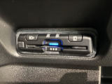 いまや快適なカーライフに欠かせないETCが付いています。