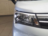 LEDヘッドライトです。デザイン性がよくとても明るいので、夜間の走行や悪天候でも安心です。