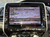 【カーナビゲーション】目的地を設定すると、最短ルートや推奨ルートを音声や画面で経路案内してくれて便利です♪