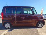 【届出(登録)済未使用車とは】自動車の分類では「新車」「中古車」この2種類しかありません。走行距離が100km未満かつ初度登録または初度届出された車両を「届出(登録)済未使用車」と呼んでいます。