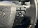 右側のステアリングスイッチではトヨタセーフティセンスなどの運転支援系と、オーディオの操作が出来るようになっています!