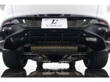 ダーククローム加工アストンマーティンウイングバッジ 16way電動調整機構スポーツプラスシート ダイナミックドライブモード