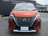 セレナ 1.2 e-POWER ハイウェイスターV 