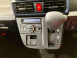 納車前にはプロのメカニックが、各部の点検を行います。ディーラーにしか出来ない品質、そしてサービスできっと満足していただけると思います!