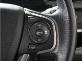 ◆アダプティブクルーズコントロール◆予め設定した車速内でクルマが自動的に加減速。前走車との適切な車間距離を維持しながら追従走行します。【LKAS】車線維持支援システムでステアリング操作を支援。