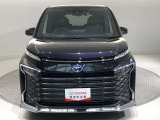 「フロントマスク」です。車の印象を決めるのは【顔】。この車の顔つきは、きっとあなたにピッタリ!?