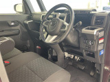 【 フロントシート 】使えるフロントシートで快適ドライブ♪